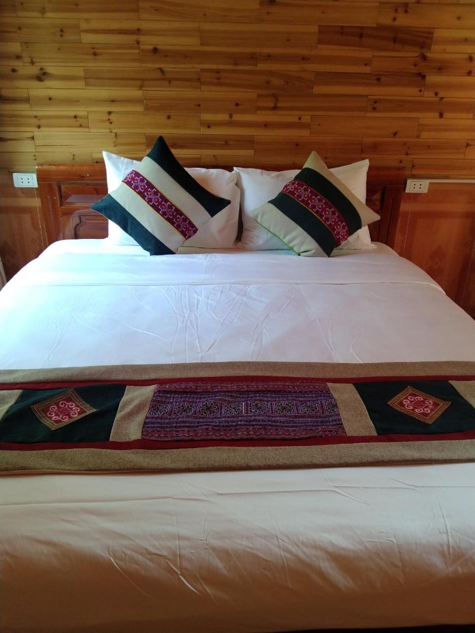 A Lin Homestay Bac Ha Экстерьер фото